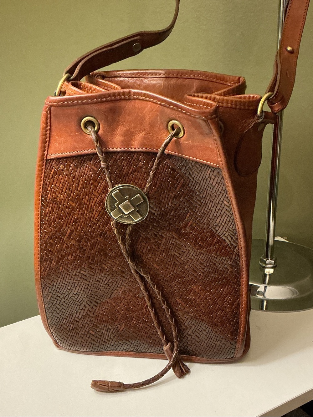 Brahmin Vintage Brown Textured Leather Drawstring Bucket Shoulder Bag GUC